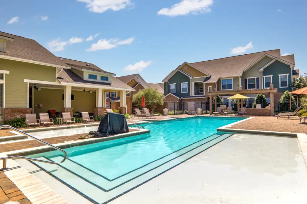 five oaks apartments