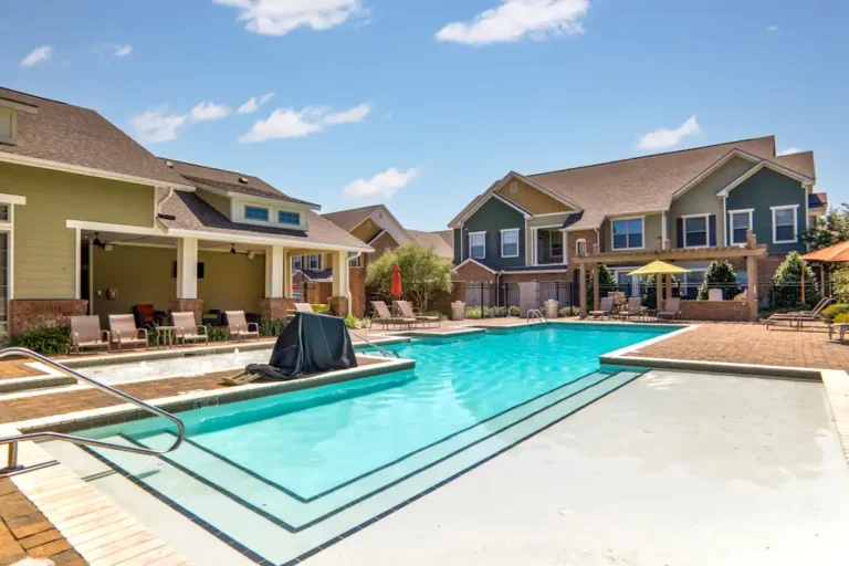 five oaks apartments